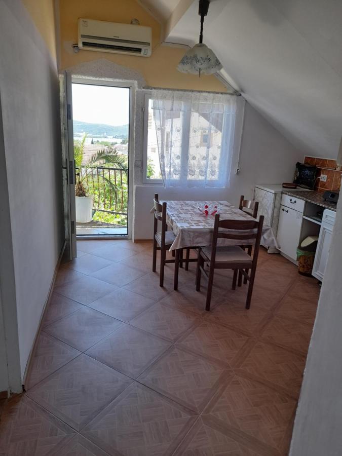 Appartamento Eleni Teodo Esterno foto